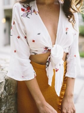 Wander White Floral Tie-Front Crop Top